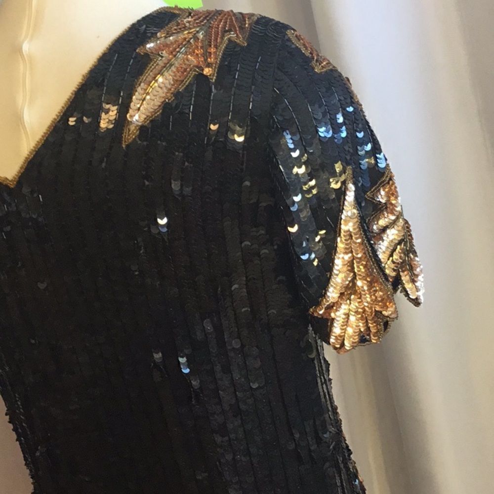 VINTAGE beaded & sequined gown in black & gold colors size medium - Picture 14 of 16